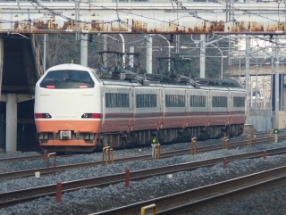 �S�W�T�n ������