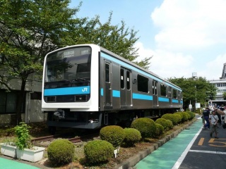 �y�i�q�����{�z�e���������ԗ��Z���^�[ �ċx�݃t�F�A�f�̊�