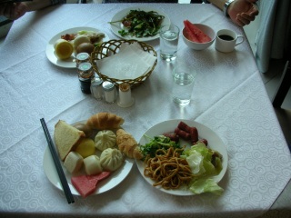 ���k���ւ̗��s��