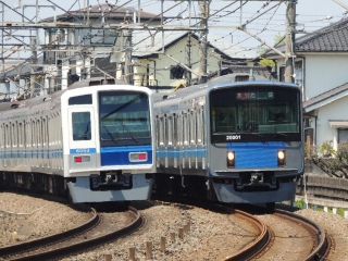 【西武】青の電車同士のすれ違い 〜6000系と20000系〜