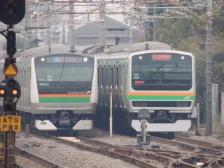 E231系とE233系 湘南新宿ライン
