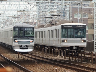【東京メトロ】日比谷線の新旧離合
