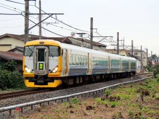 【JR東日本】E257系500番台��快速おさんぽ川越号��