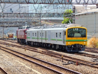 【JR東日本】E493系��機関車との連結しての試運転��
