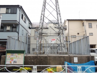 【JR東日本】戸田ｰ蕨線��第102号 嵩上げ改造鉄塔��