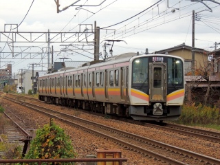 E129�n �M�z�{�� ~����~