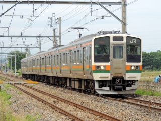 211�n3000�ԑ� �S�[���f���E�B�[�N�̗��ѐ� ‹4���Ґ�›